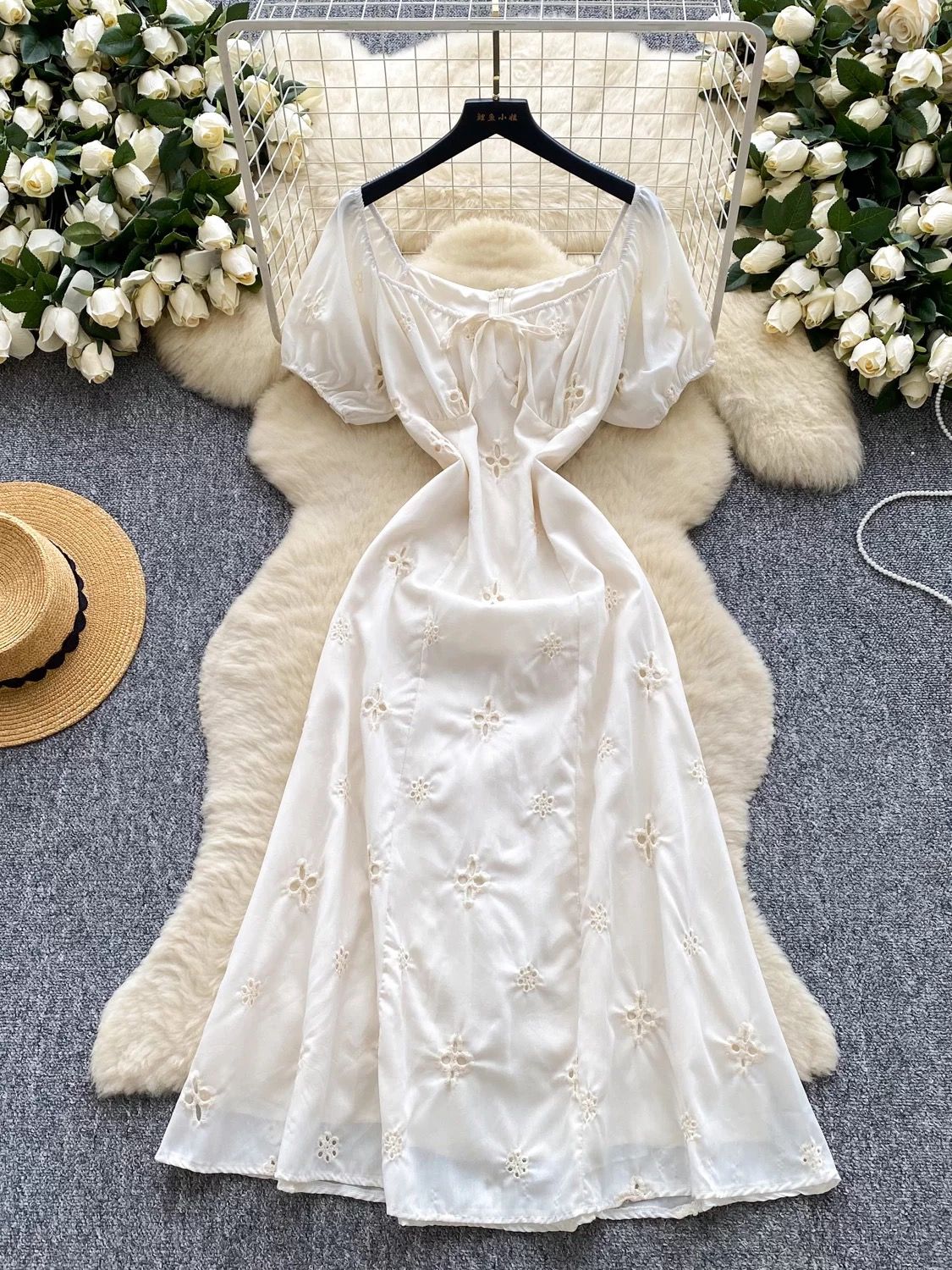 Lara lace dress CD571 image