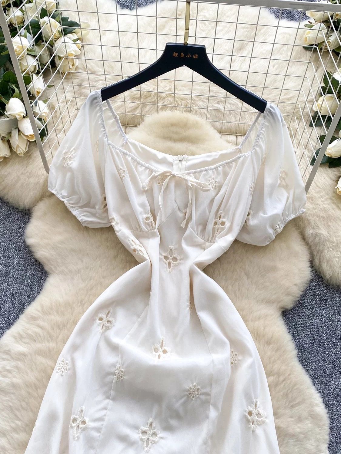 Lara lace dress CD571 image