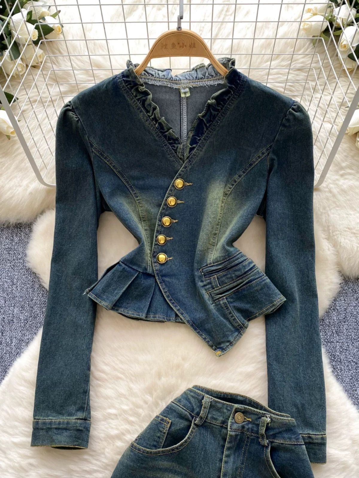 Cold night out set DTP167 image