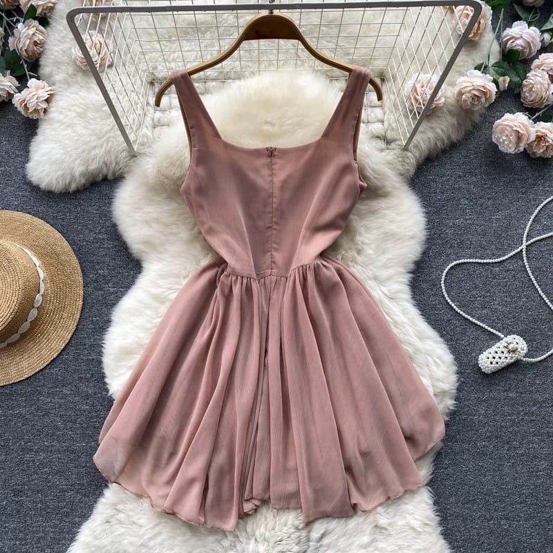 Seriously stylish dress CD1897 image