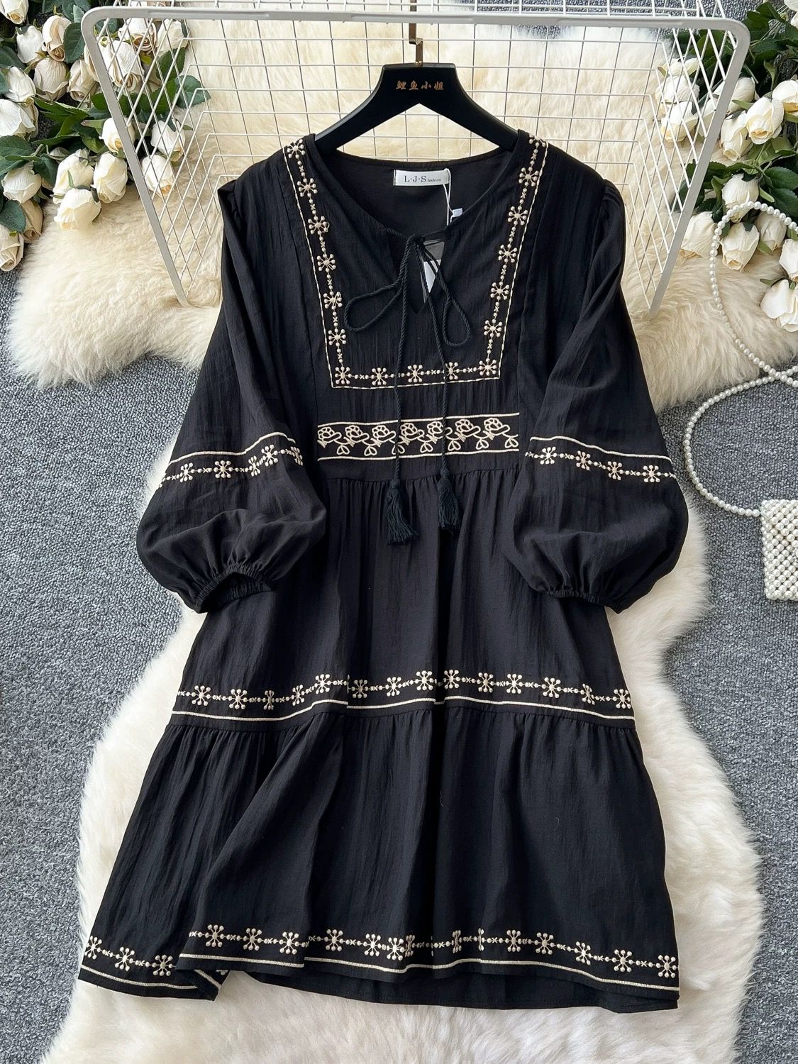 Linked together embroidery dress CD1462 image