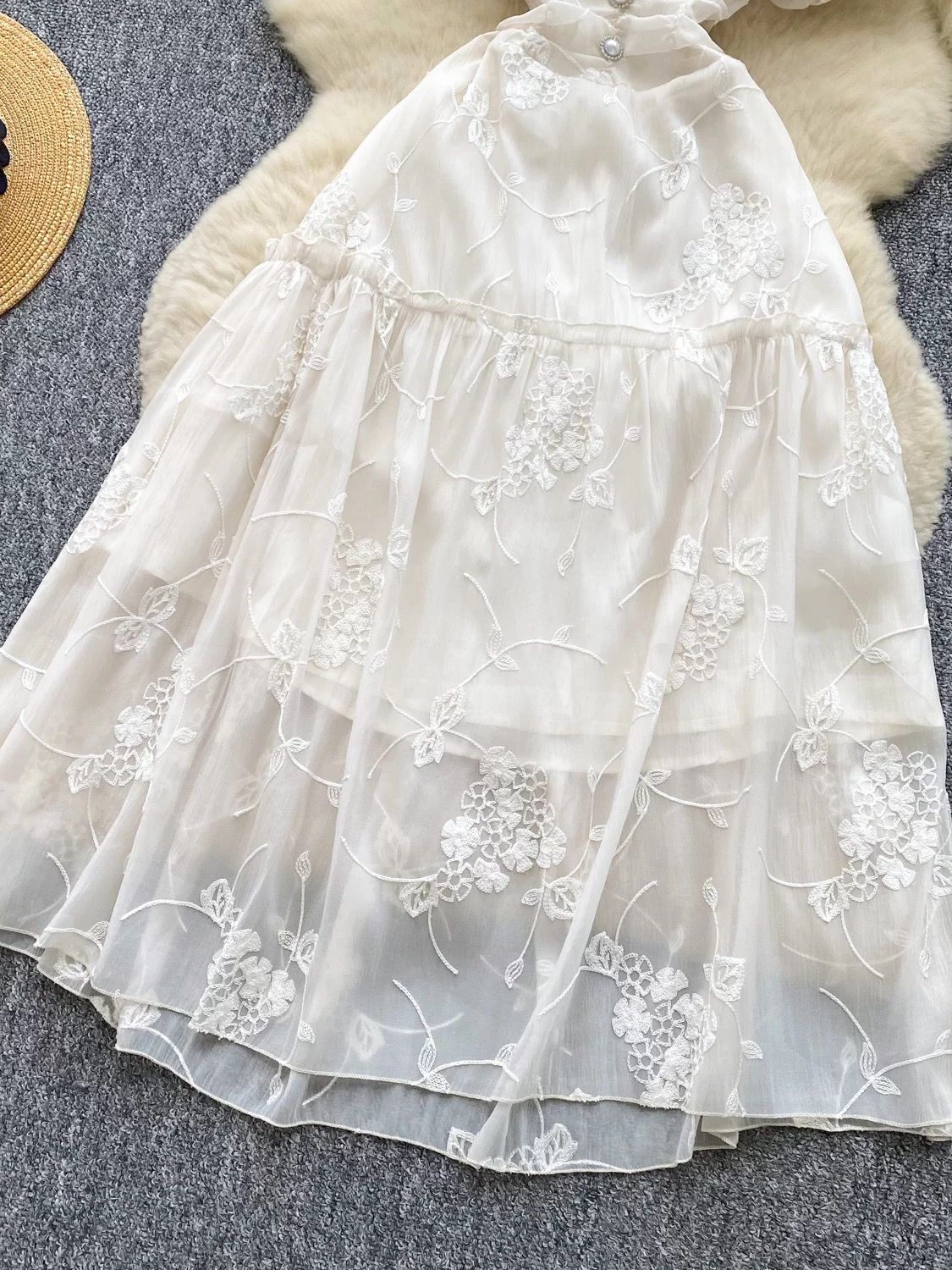 The amari dress CD559 image