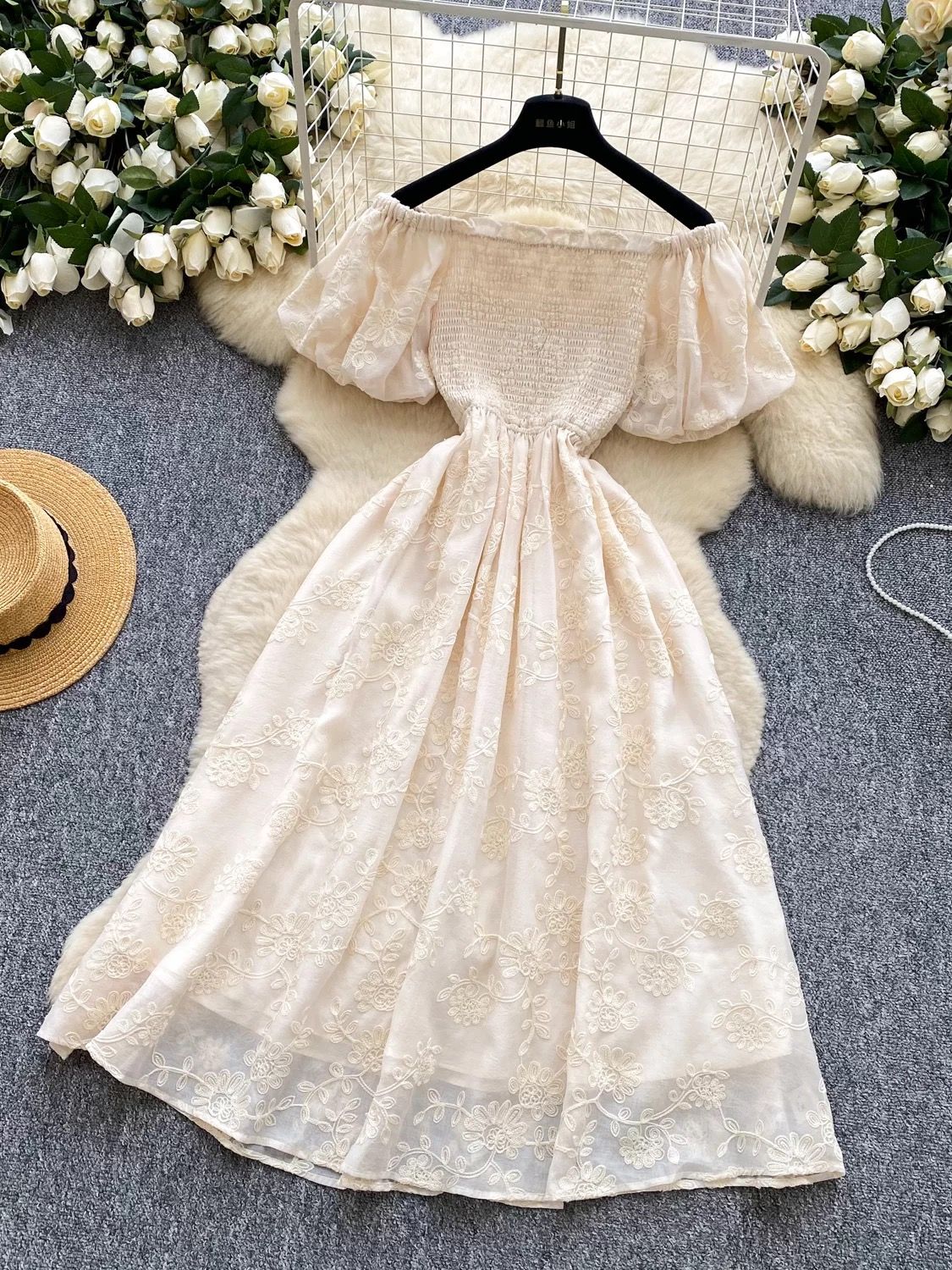 Ciao baby lace dress CD551 image