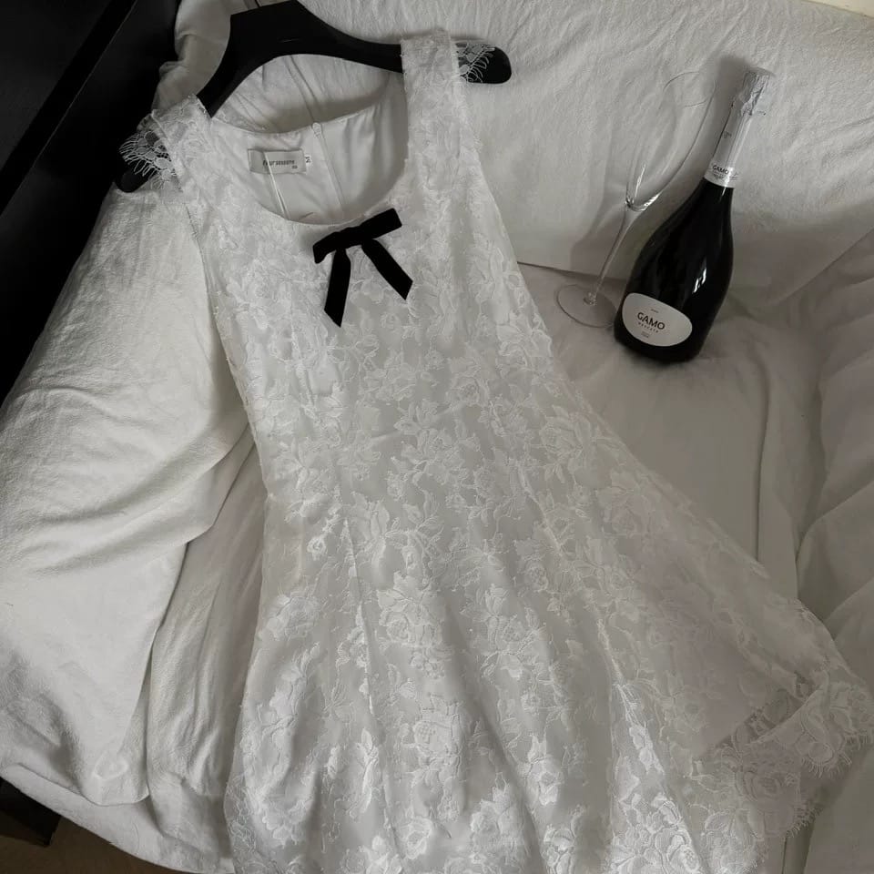 Truly authentic lace dress CD1539 image