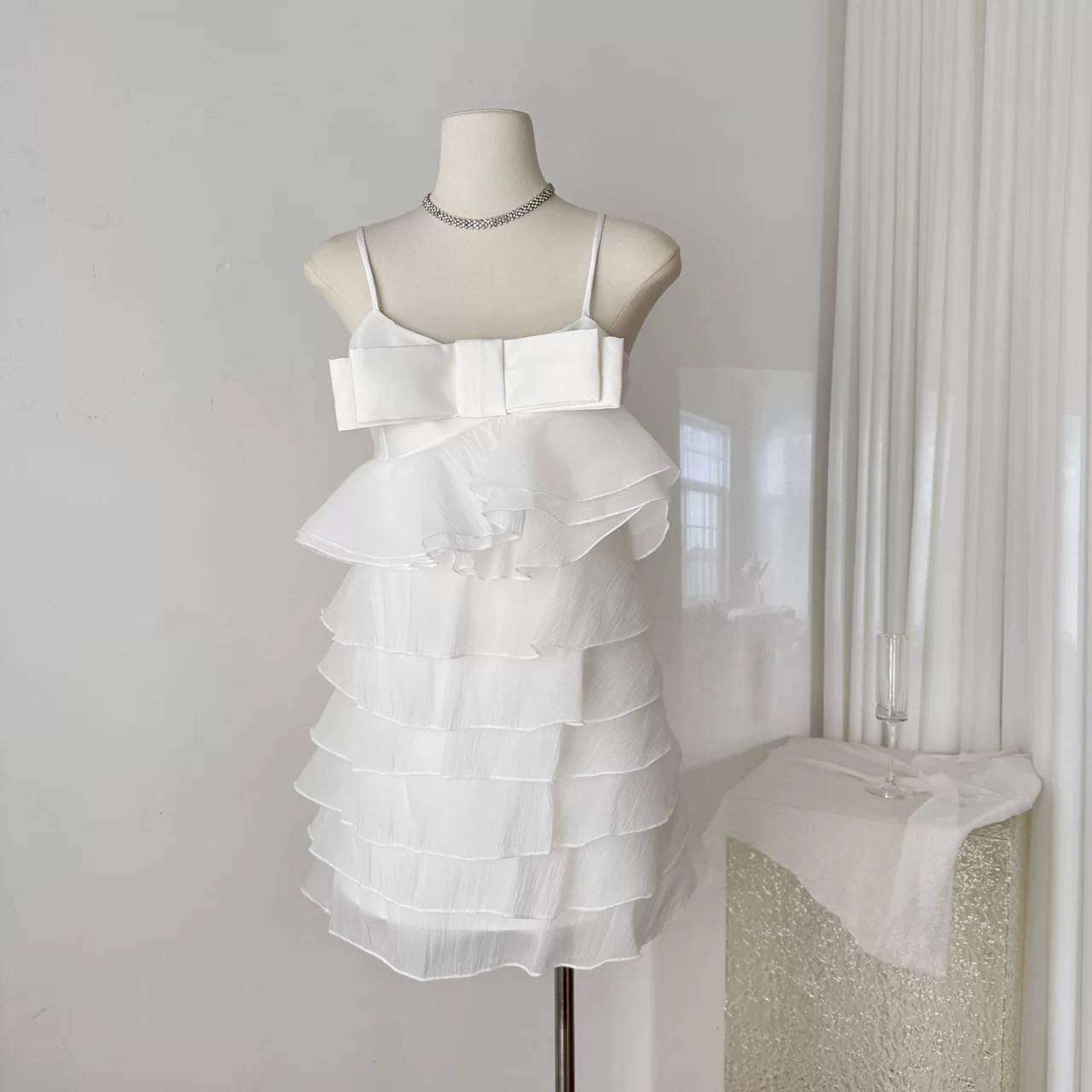 Queen Harriet dress FD992 image