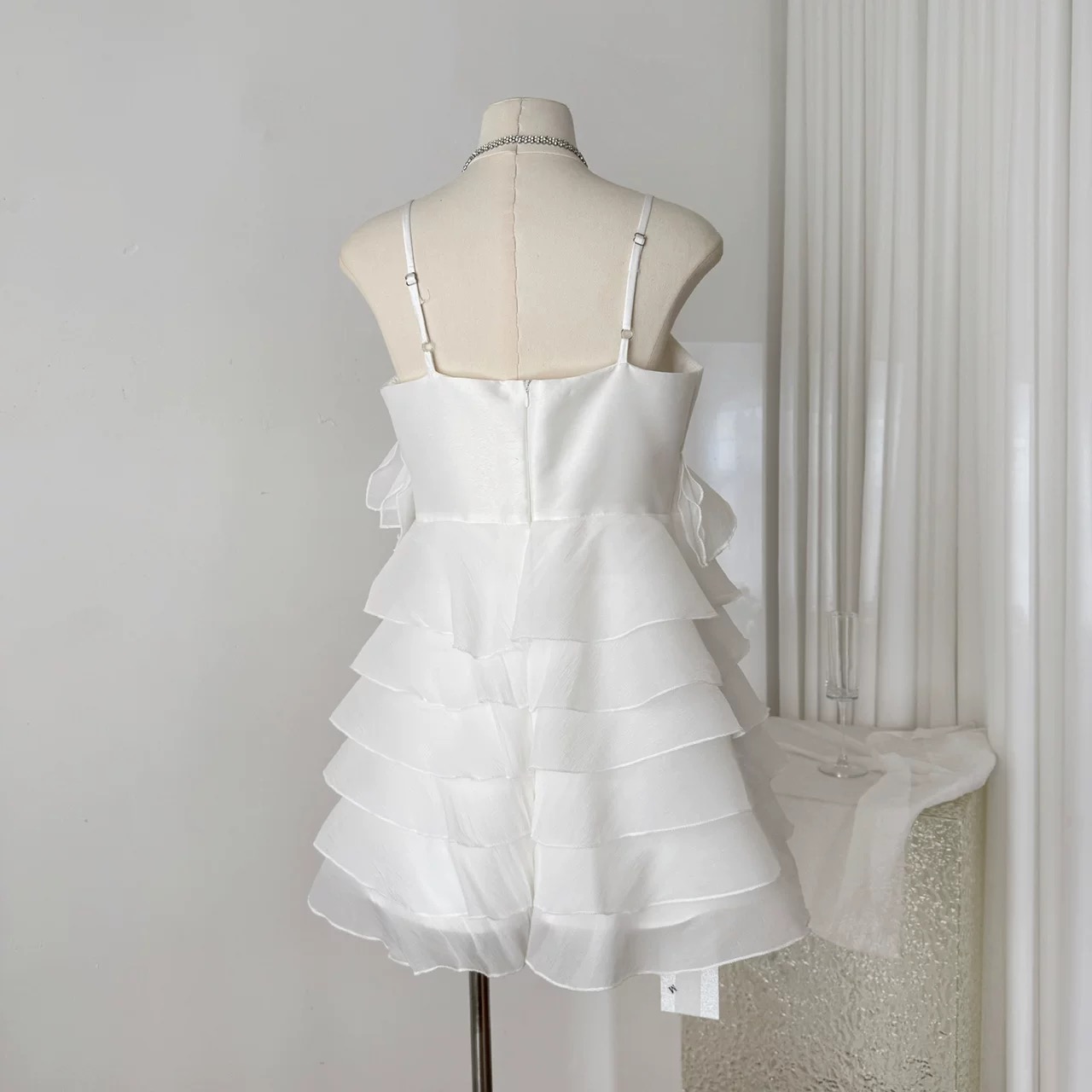 Queen Harriet dress FD992 image