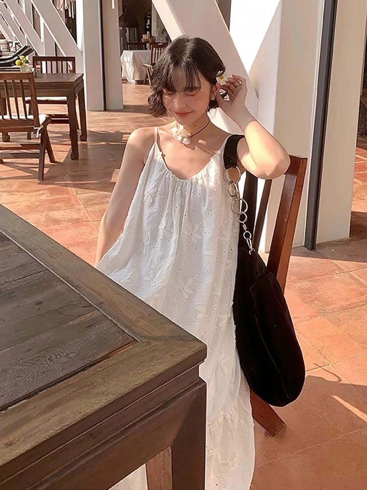 Perfect illusion Barbie dress CD389 image