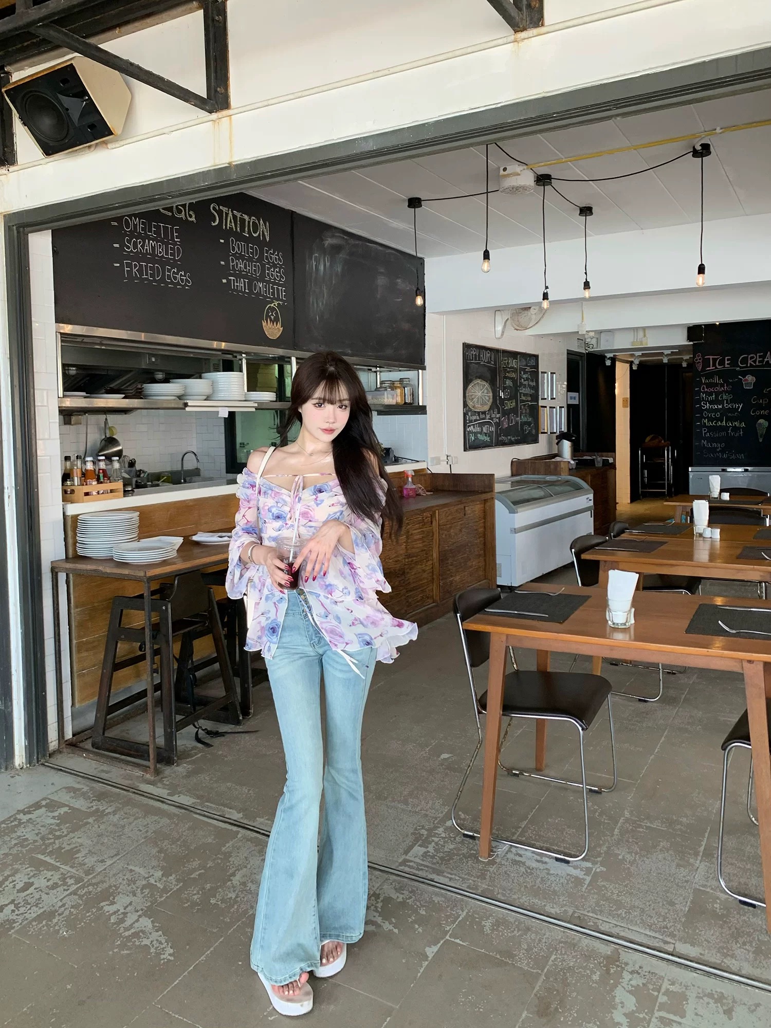 Give you flutters top CTO205