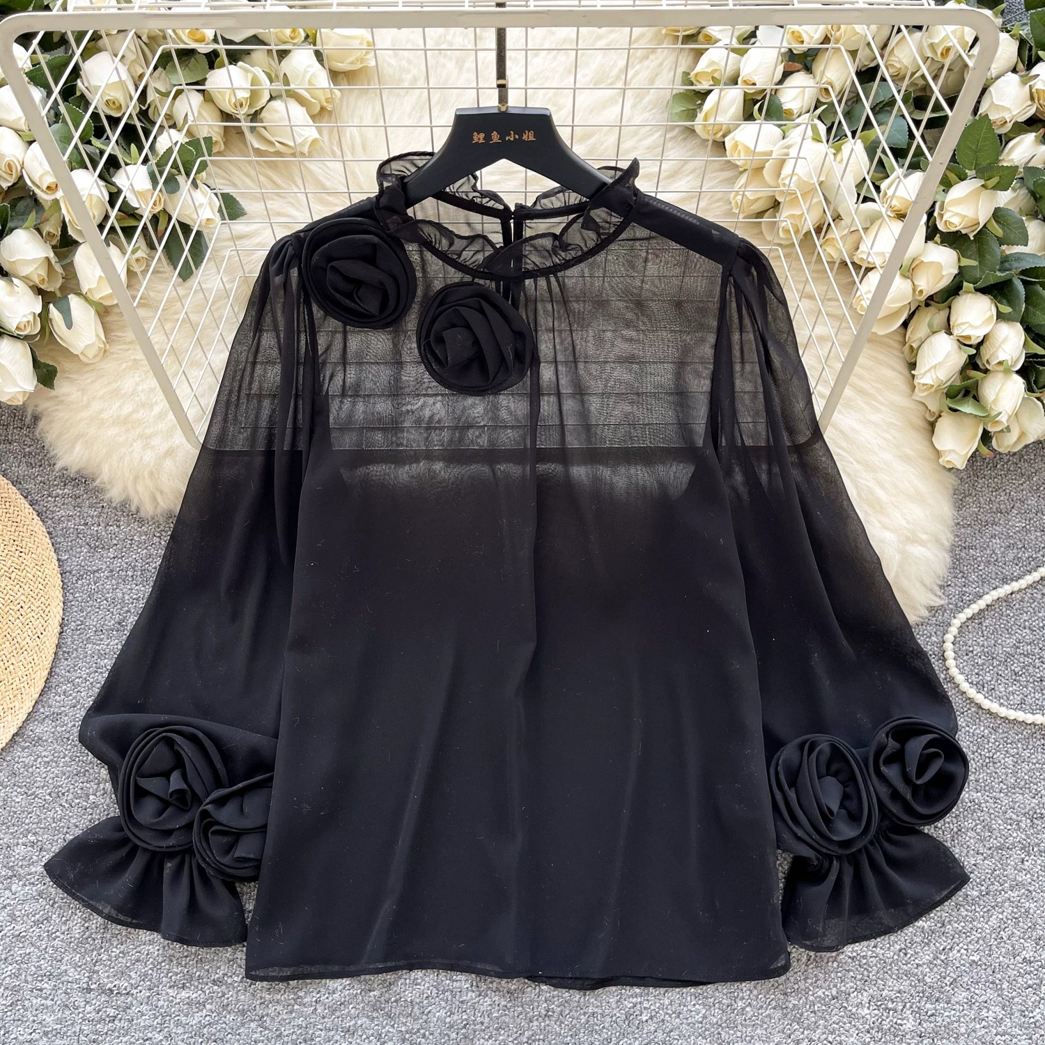 I am a lady polka blouse BE454 image