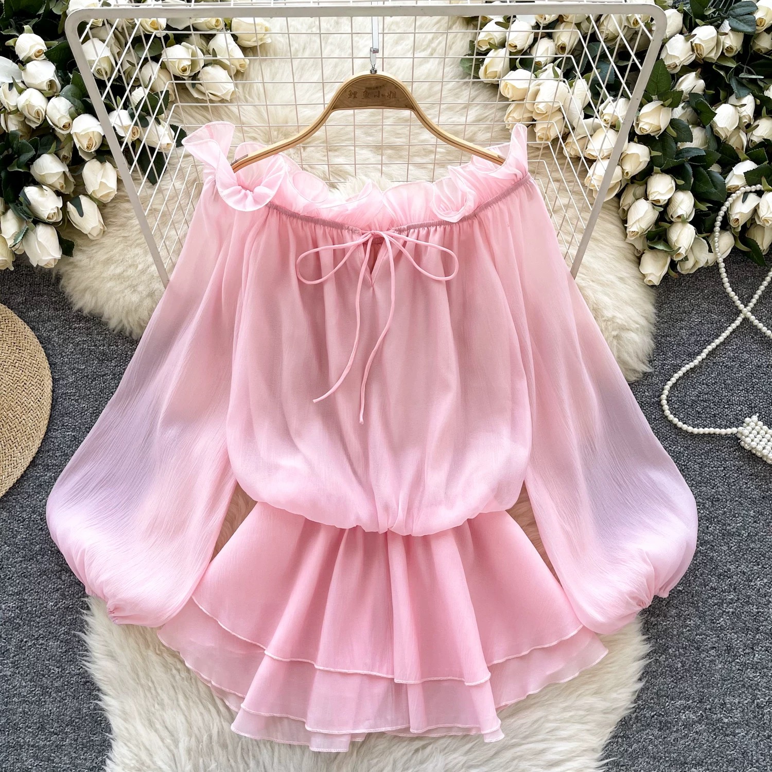 Making appearances blouse BE446 image