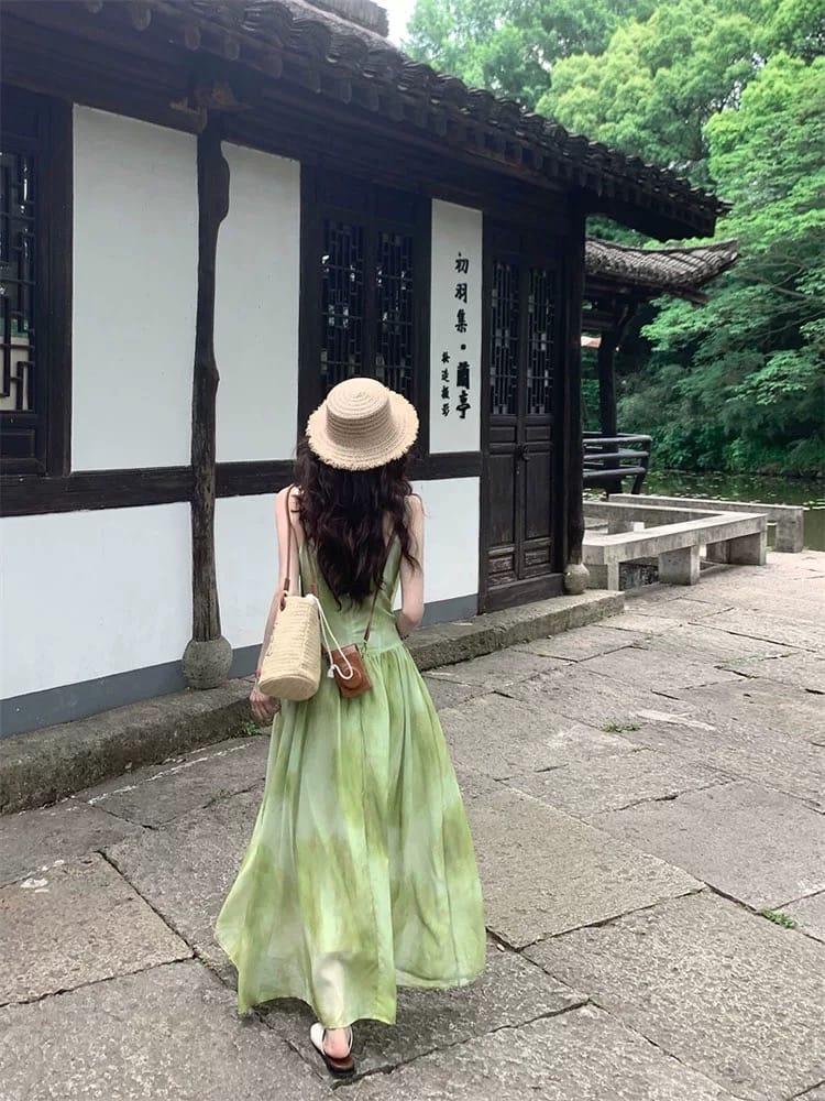 Rich aunty Galactic dress CD366 image