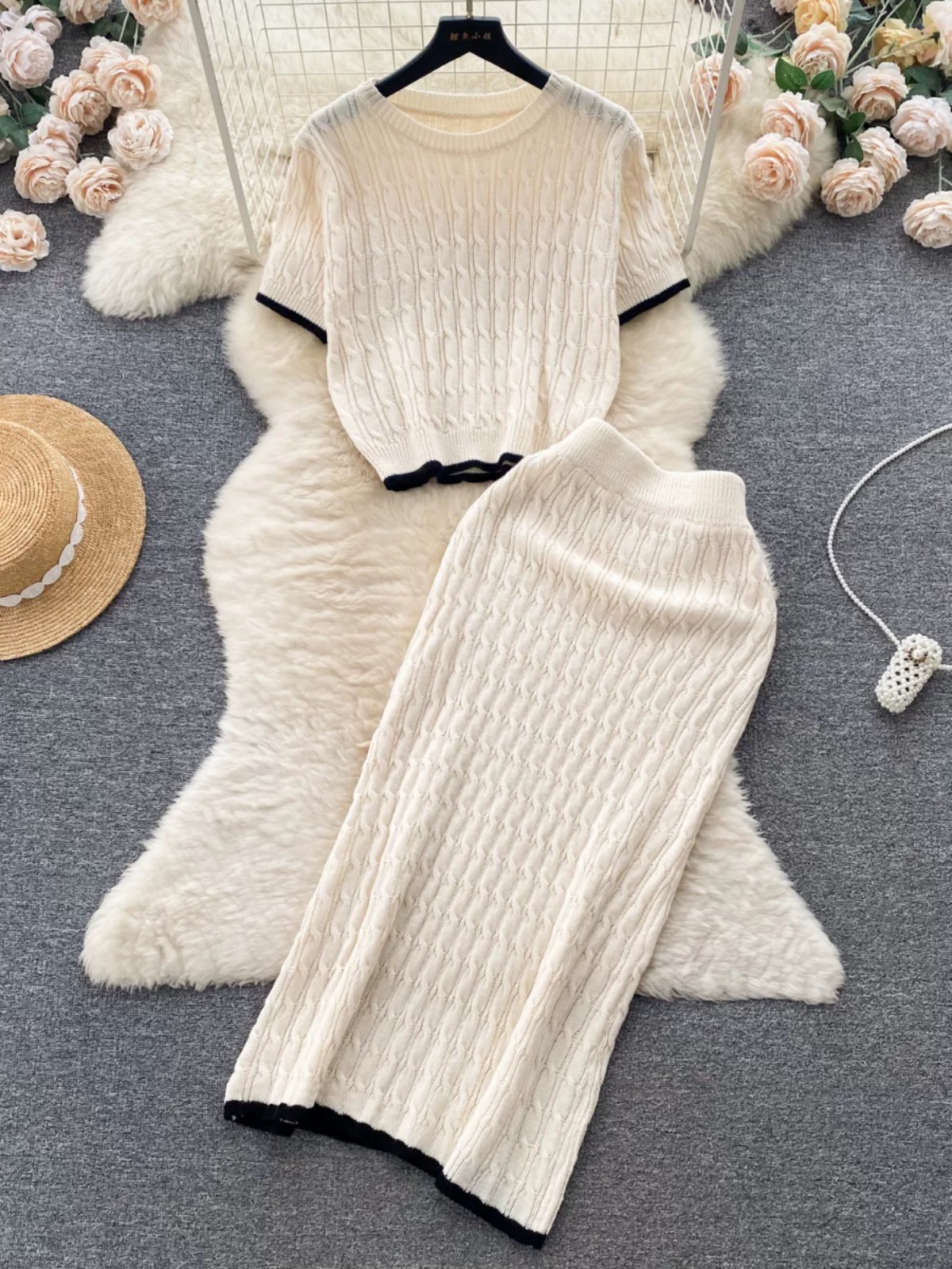 Wool on the line knitted set KTP278