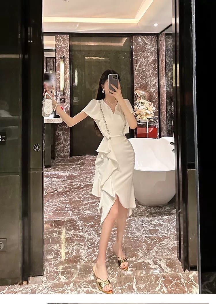 Hopelessly devoted dress EBC203 image