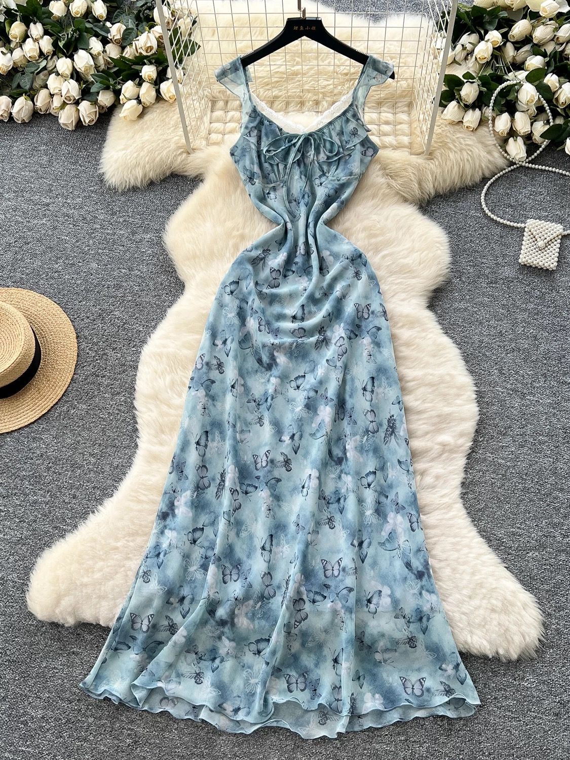 Silk and snatched dress CD637 image