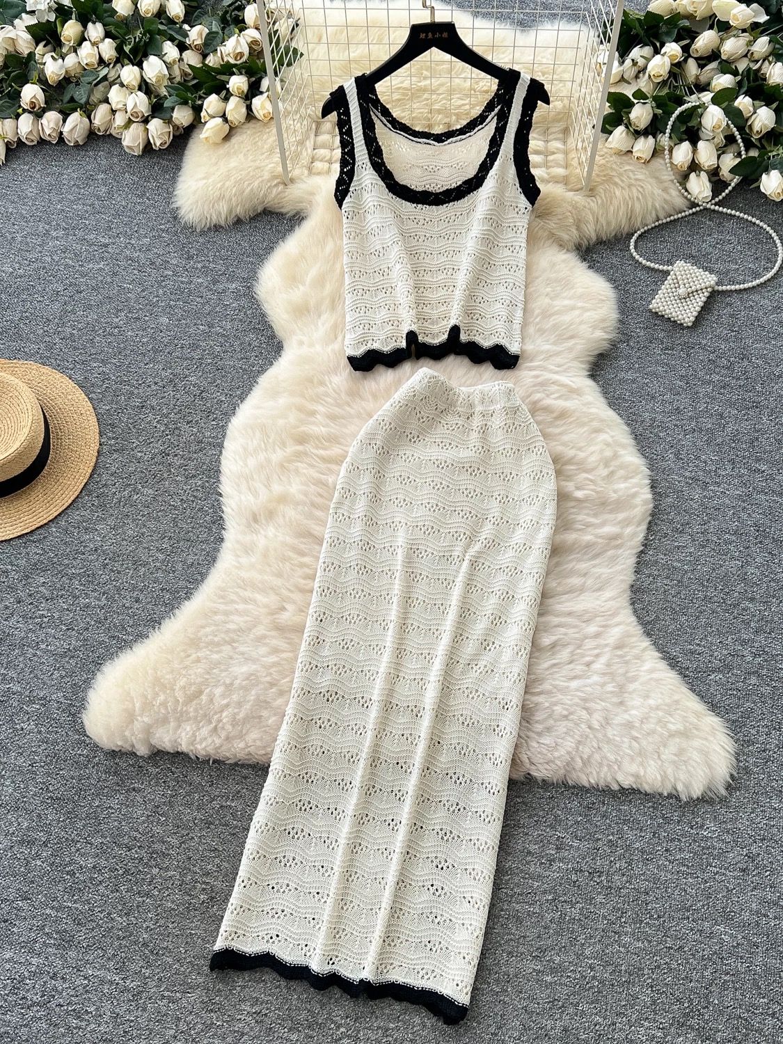 Miss independent set KTP195 image