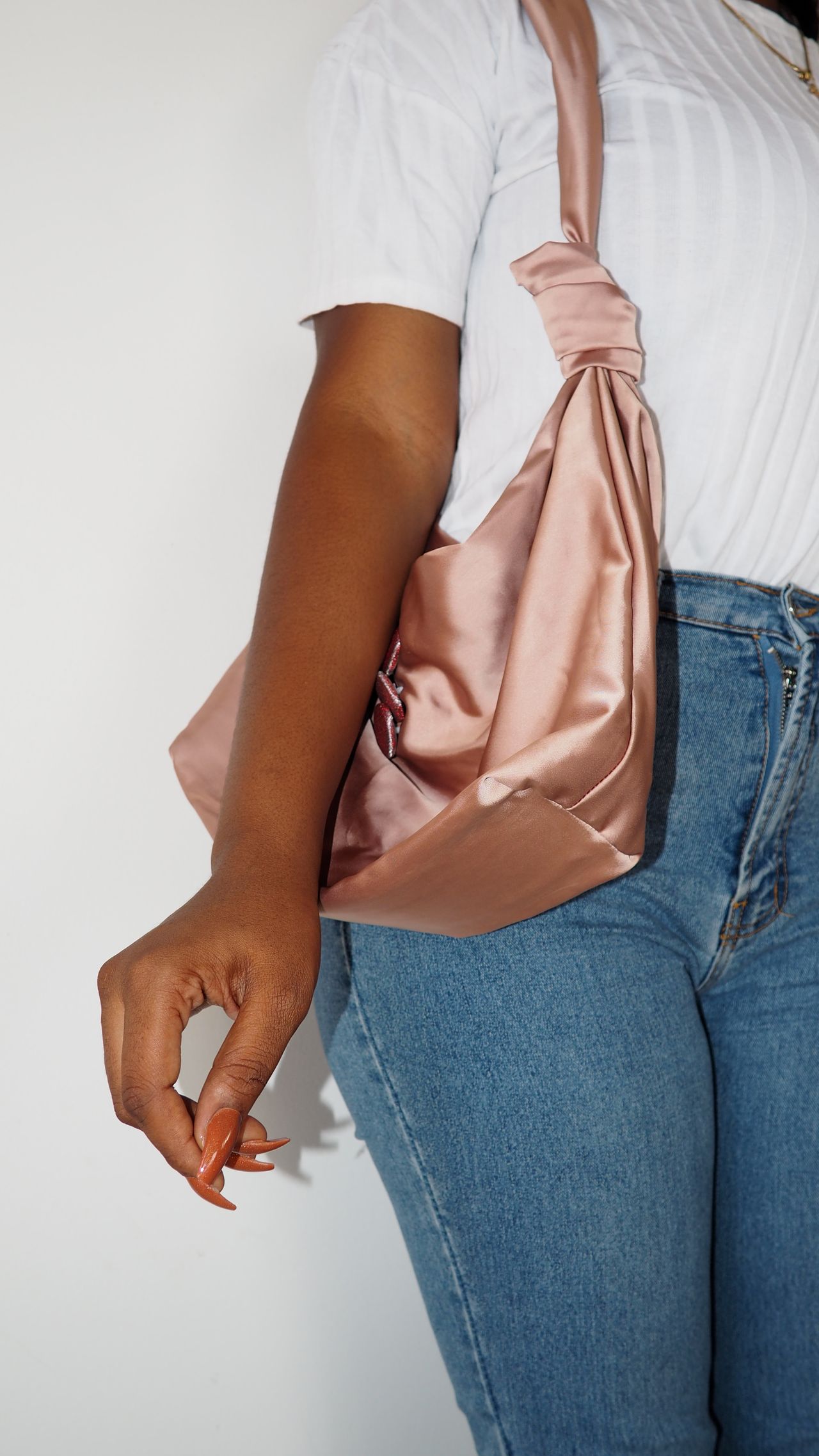 Ologe Knot Bag image