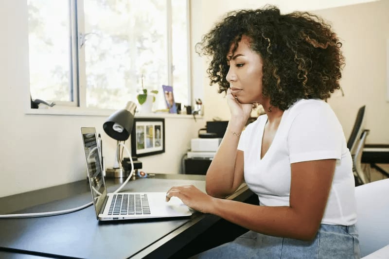 Blog Image: How to efficiently manage your e-commerce store